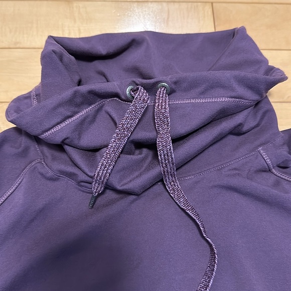 Outdoor Research
Melody Cowl Neck Top - Women's - Picture 5 of 10